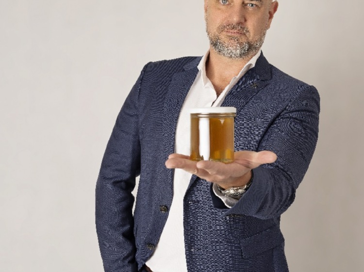 Świat w łyżce miodu